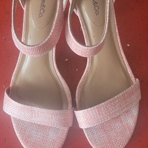 NWOT ,Style & Co . Pink CO Women's Sandals!!8W